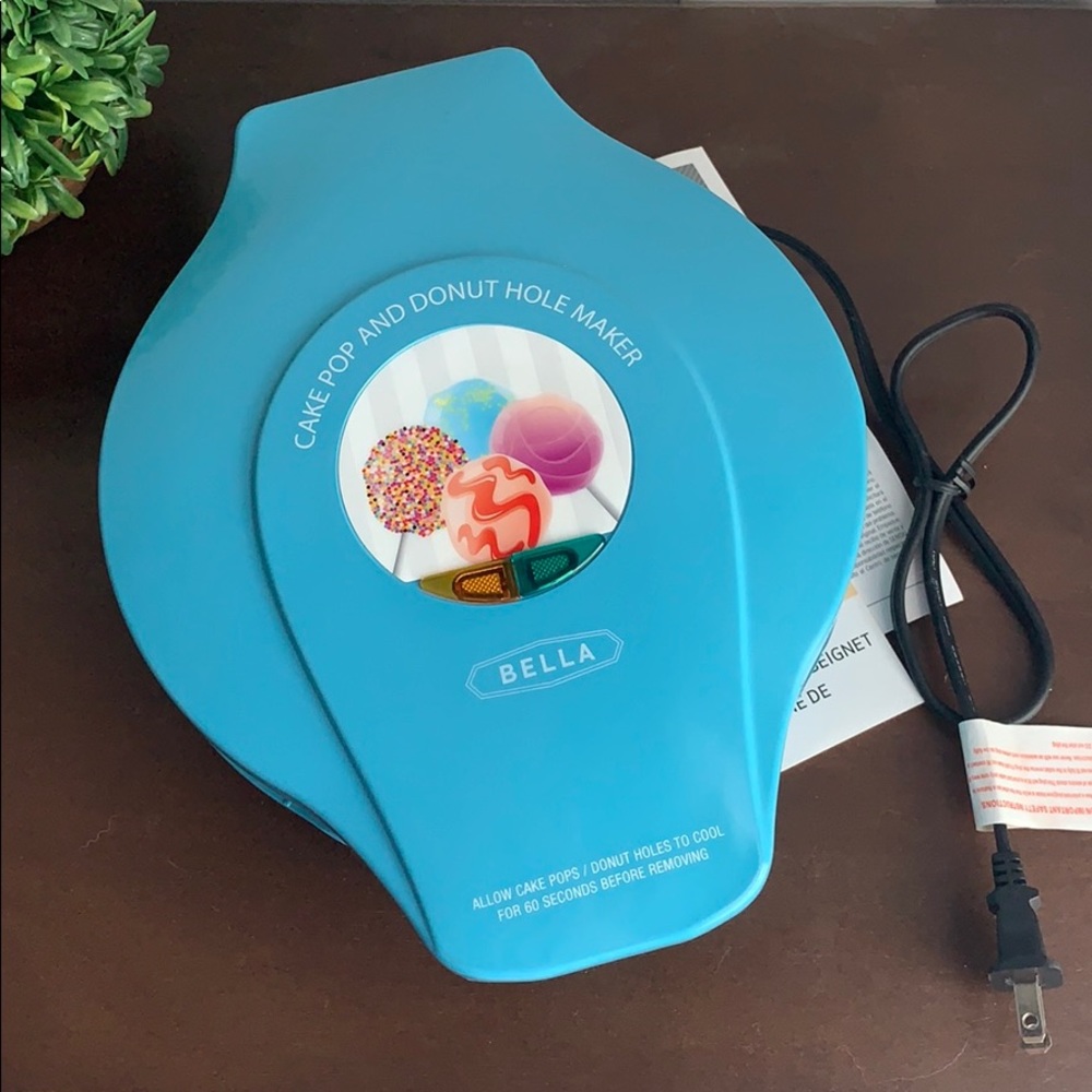 Bella Cake Pop and Donut Hole Maker